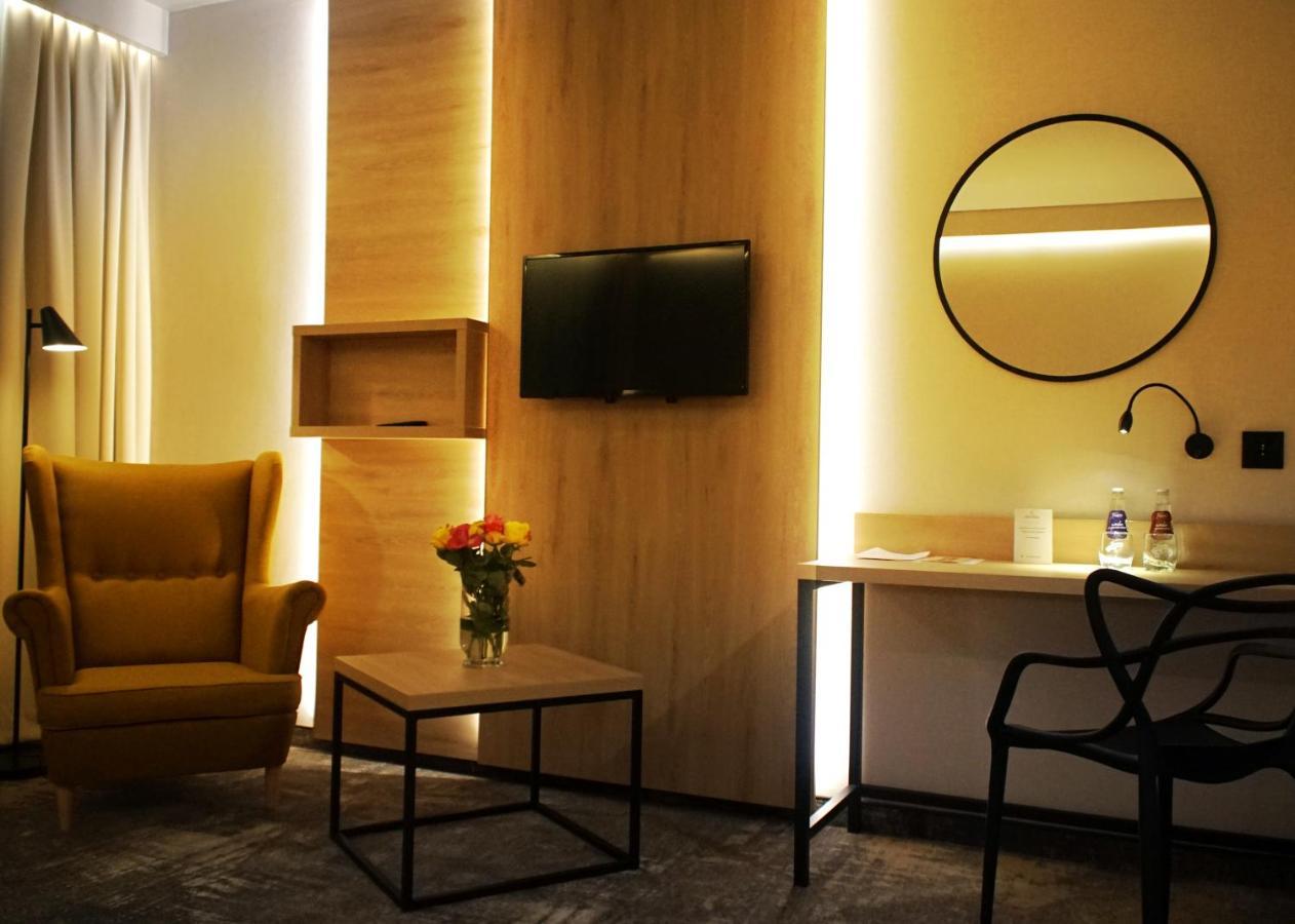 Hotel Relax Kęty Eksteriør bilde