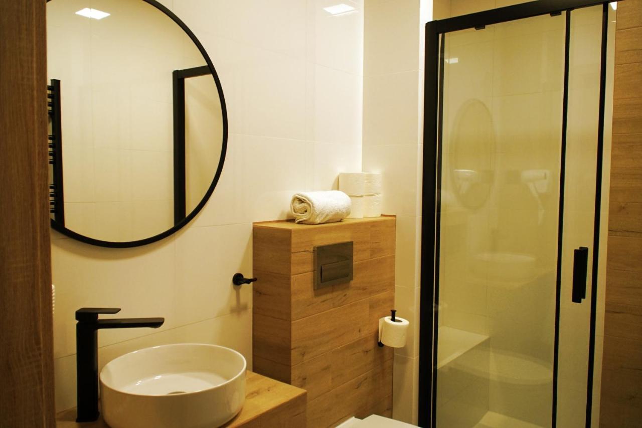 Hotel Relax Kęty Eksteriør bilde