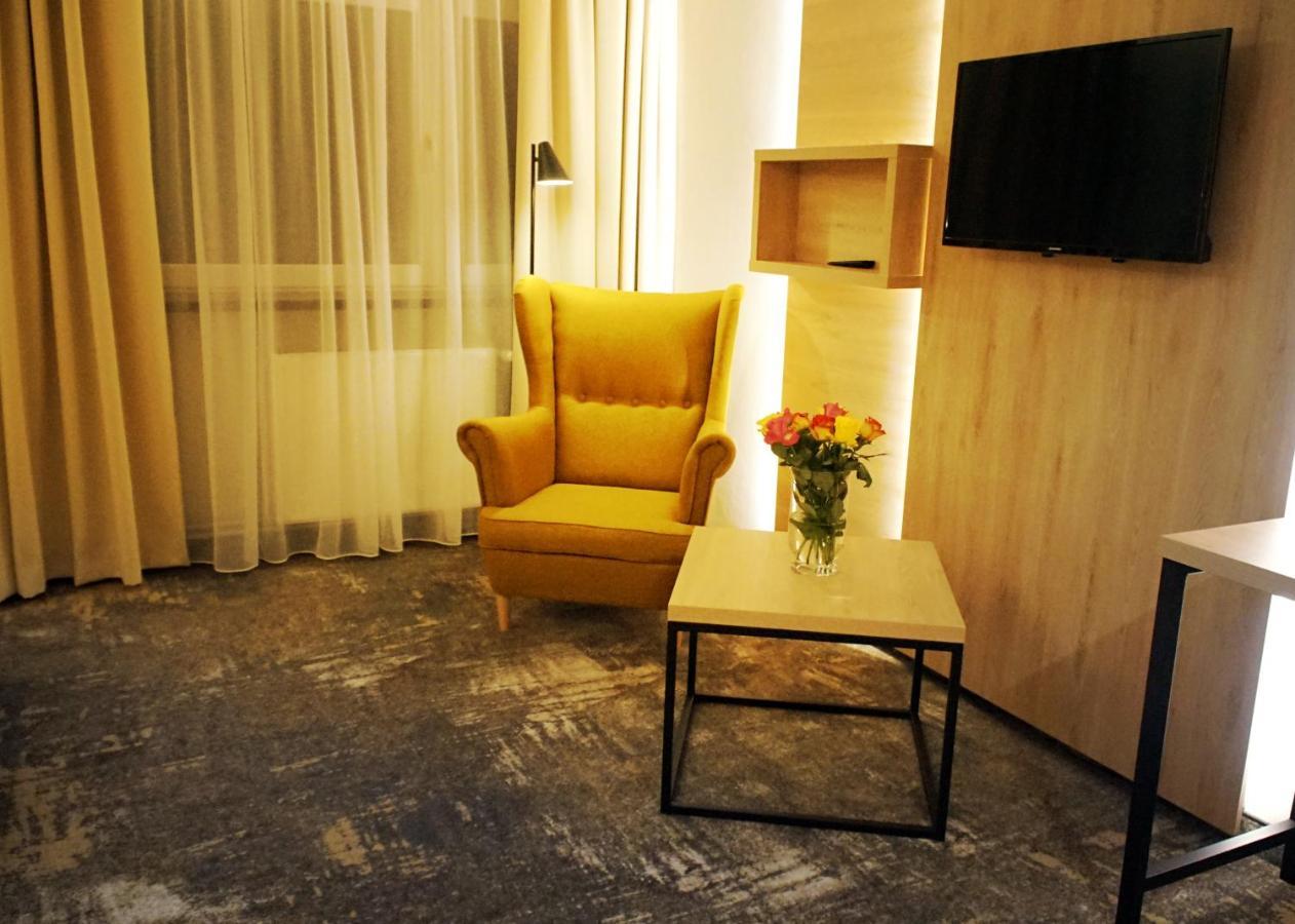 Hotel Relax Kęty Eksteriør bilde