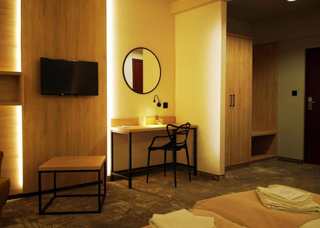 Hotel Relax Kęty Eksteriør bilde