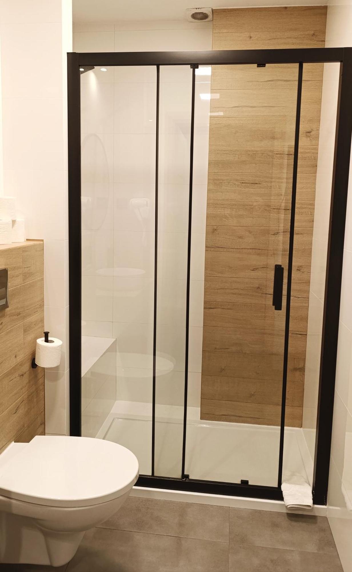 Hotel Relax Kęty Eksteriør bilde